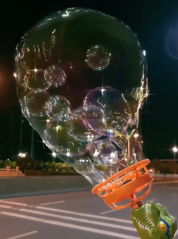 Dinobubbles